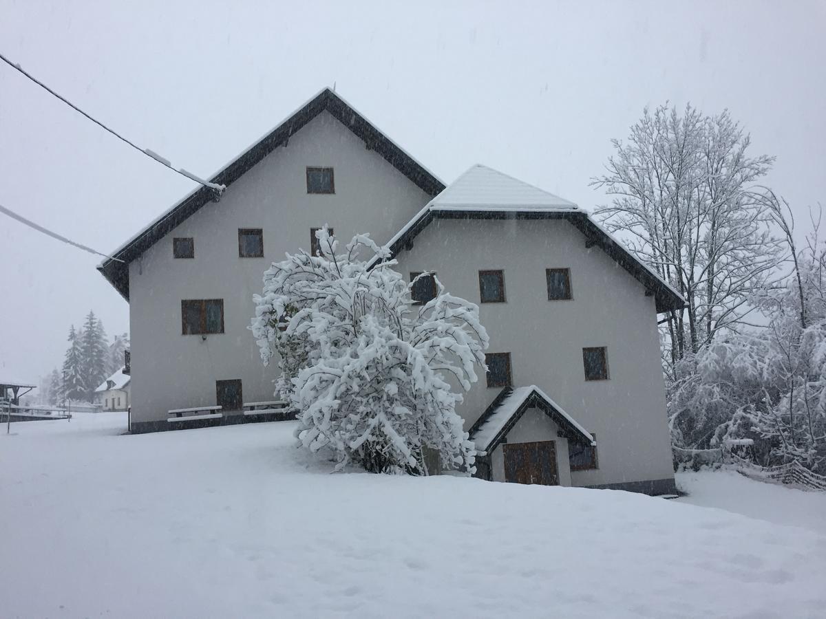 Youth Hostel Nika Kranjska Gora Exteriér fotografie